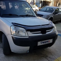 Cappa lišta (deflektor) přední kapoty Citroen Berlingo -- rok výroby 2004-09 Cappa lišta (deflektor) přední kapoty Citroen Berlingo -- rok výroby 2004-09