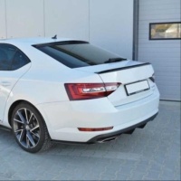 K��dlo - spoiler zadn�ch dve�� �koda Superb III -- rok v�roby 2015-19