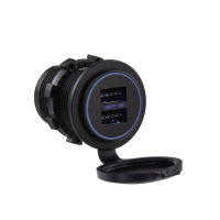 2x USB z�suvka 12/24V, 3,1A