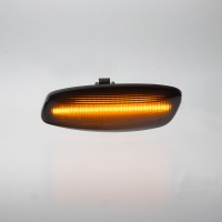 Boční LED blinkry s funkcí dynamického běhu kouřové Citroen DS4 -- od roku výroby 04/2011- Boční LED blinkry s funkcí dynamického běhu kouřové Citroen DS4 -- od roku výroby 04/2011-