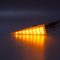 Boční LED blinkry s funkcí dynamického běhu Renault Megane II -- rok výroby 11/2002-2009 Boční LED blinkry s funkcí dynamického běhu Renault Megane II -- rok výroby 11/2002-2009