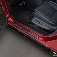 Nerez kryty prah� �ern� Lines Honda ZR-V -- od roku v�roby 2023-