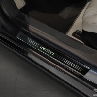 Nerez kryty prahů černé lesklé E-Power Tesla Model S liftback -- rok výroby 2012-16 / 2016- Nerez kryty prahů černé lesklé E-Power Tesla Model S liftback -- rok výroby 2012-16 / 2016-