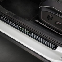 Nerez kryty prahů černé lesklé E-Power VW ID.5 -- od roku výroby 2022- Nerez kryty prahů černé lesklé E-Power VW ID.5 -- od roku výroby 2022-
