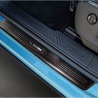 Nerez kryty prah� Exclusive 3D �ern� Ford Tourneo Connect III -- od roku v�roby 2022-