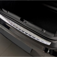 Kryt prahu zadn�ch dve�� Mercedes EQE V295 -- od roku v�roby 2022-