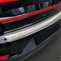 Kryt prahu zadních dveří Polestar 2 liftback -- od roku výroby 2020-23 / 2023- Kryt prahu zadních dveří Polestar 2 liftback -- od roku výroby 2020-23 / 2023-