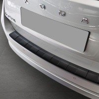 Kryt prahu zadních dveří nerez černý matný Škoda Octavia IV Combi včetně RS -- od roku výroby 2019- / 2024- Kryt prahu zadních dveří nerez černý matný Škoda Octavia IV Combi včetně RS -- od roku výroby 2019- / 2024-