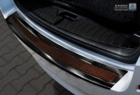 Kryt prahu zadn�ch dve�� Deluxe BMW 5 F11 Touring -- rok v�roby 2010-16 (�ern� / �erveno-�ern� carbon)