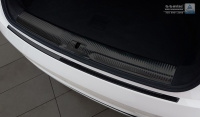 Kryt prahu zadních dveří originál carbon Audi Q3 -- rok výroby 2001-15 / 2015- (černý carbon) Kryt prahu zadních dveří originál carbon Audi Q3 -- rok výroby 2001-15 / 2015- (černý carbon)