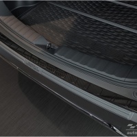 Kryt prahu zadn�ch dve�� carbon Toyota Corolla Cross (XG1TJ) -- od roku v�roby 2022-