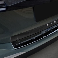 Kryt prahu zadních dveří nerez černý lesklý VW Tiguan III -- od roku výroby 2024- Kryt prahu zadních dveří nerez černý lesklý VW Tiguan III -- od roku výroby 2024-