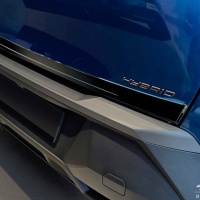 Nerez lišta hrany 5-tých dveří černá lesklá Peugeot 3008 III -- od roku výroby 2024- Nerez lišta hrany 5-tých dveří černá lesklá Peugeot 3008 III -- od roku výroby 2024-