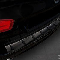 Kryt prahu zadn�ch dve�� nerez �ern� Strong Edition BMW 5 F11 Touring -- rok v�roby 2010-13 / 2013-17