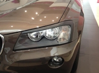 Mra��tka p�edn�ch sv�tlomet� BMW X3 F25 -- od roku v�roby 2010-