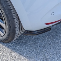Dynamik Style rohové difusory na zadní nárazník Renault Clio V 5dv. -- od roku výroby 2019- Dynamik Style rohové difusory na zadní nárazník Renault Clio V 5dv. -- od roku výroby 2019-