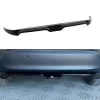 Dynamik Style difuzor zadn�ho n�razn�ku (st�edov�) Toyota Yaris Cross -- od roku v�roby 2020-