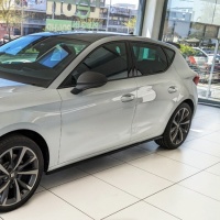 Dynamik Style prahové nástavce Seat Leon IV FR hatchback 5dv./Sportstourer -- od roku výroby 2020- Dynamik Style prahové nástavce Seat Leon IV FR hatchback 5dv./Sportstourer -- od roku výroby 2020-