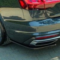 Oneway zadní boční difusory lesklá černá Audi A4 (B9) Sedan/Avant Facelift -- rok výroby 2019-24 Oneway zadní boční difusory lesklá černá Audi A4 (B9) Sedan/Avant Facelift -- rok výroby 2019-24