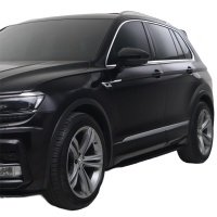 Oneway prahov� n�stavce VW Tiguan II R-Line -- rok v�roby 2016-2020 - leskl� �ern�