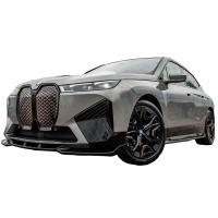 Oneway prahov� n�stavce BMW iX M-Pack i20 -- od roku v�roby 2021 - leskl� �ern�