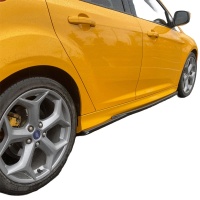 Oneway prahov� n�stavce Ford Focus ST MK3 HB/Kombi -- rok v�roby 2010-2018 - leskl� �ern�
