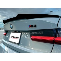Simoni Racing univerzální střešní/zadní spoiler verze 2 – 122x8 cm včetně montážní pásky Simoni Racing univerzální střešní/zadní spoiler verze 2 – 122x8 cm včetně montážní pásky