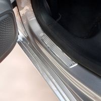 Nerez zadní kryty prahů chrom lesklé Mercedes B III W247 -- od roku výroby 2019- Nerez zadní kryty prahů chrom lesklé Mercedes B III W247 -- od roku výroby 2019-