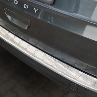 Kryt prahu zadních dveří VW Caddy V (SB) -- od roku výroby 2020- Kryt prahu zadních dveří VW Caddy V (SB) -- od roku výroby 2020-