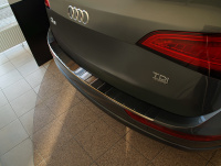 Kryt prahu zadních dveří nerez černý Audi Q5 -- rok výroby 2008-12 / 2012- Kryt prahu zadních dveří nerez černý Audi Q5 -- rok výroby 2008-12 / 2012-