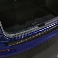 Kryt prahu zadních dveří nerez černý VW Golf VIII Variant -- od roku výroby 2020- / 2024- Kryt prahu zadních dveří nerez černý VW Golf VIII Variant -- od roku výroby 2020- / 2024-