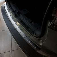 Kryt prahu zadních dveří nerez černý Ford Kuga Titanium / Trend / Cool+Connect (NE pro ST-Line) -- od roku výroby 2019- / 2024- Kryt prahu zadních dveří nerez černý Ford Kuga Titanium / Trend / Cool+Connect (NE pro ST-Line) -- od roku výroby 2019- / 2024-