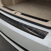 Kryt prahu zadních dveří nerez černý BMW X6 II F16 -- rok výroby 2014-19 Kryt prahu zadních dveří nerez černý BMW X6 II F16 -- rok výroby 2014-19