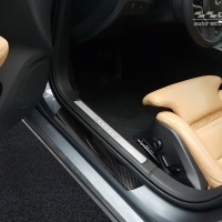 Carbon kryty prahů Volvo V60 II včetně Plug-In Hybrid -- od roku výroby 2018-/2019- Carbon kryty prahů Volvo V60 II včetně Plug-In Hybrid -- od roku výroby 2018-/2019-