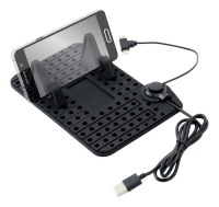 Dr��k telefonu s podlo�kou a kabelem micro USB 