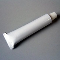 Lepidlo PUR na spoilery - 25ml Lepidlo PUR na spoilery - 25ml