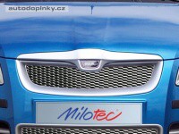 Milotec přední maska s nerez mřížkou Škoda Fabia II / Roomster (střbrný/nerez) Milotec přední maska s nerez mřížkou Škoda Fabia II / Roomster (střbrný/nerez)