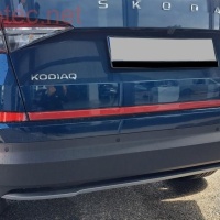 Milotec práh 5.dveří RS look - černý lesklý klavírlak Škoda Kodiaq Facelift -- od roku výroby 07/2021- Milotec práh 5.dveří RS look - černý lesklý klavírlak Škoda Kodiaq Facelift -- od roku výroby 07/2021-