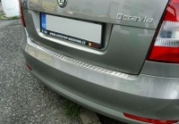 Práh pátých dveří nerez Škoda Octavia II Facelift -- rok výroby 2009-12 Práh pátých dveří nerez Škoda Octavia II Facelift -- rok výroby 2009-12