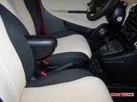 Loketní opěrka Lancia Ypsilon II -- od roku výroby 2011- Loketní opěrka Lancia Ypsilon II -- od roku výroby 2011-
