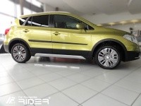 Bo�n� ochrann� li�ty dve�� typ 20 Suzuki SX4 S-Cross -- od roku v�roby 2013-