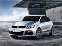 P�edn� n�razn�k R-Look VW Polo 6R -- rok v�roby 2009-14 (v�etn� m��ky a mlhovek)