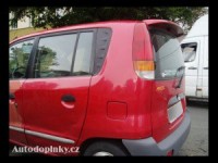 Zadn� spoiler k�ilt nad okno Hyundai Atos -- od roku v�roby 97-