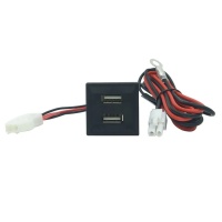 USB nab�je�ka do VW Transporter T5 2x