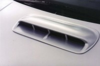 Autostyle UNI decorativní výdech ( deflektor ) na kapotu Style Impreza - ( rozměr 630x280mm ) Autostyle UNI decorativní výdech ( deflektor ) na kapotu Style Impreza - ( rozměr 630x280mm )