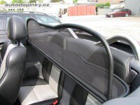 Windschott CABRIO clona proti v�tru Mitsubishi Colt CZC -- od roku v�roby 2006-